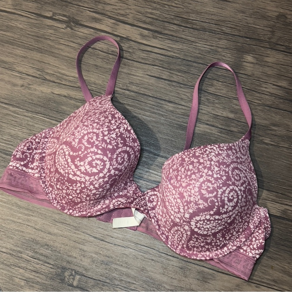 LUCKY BRAND Dusty Rose Paisley Print Full Coverage. Underwire Bra. Size 38C.